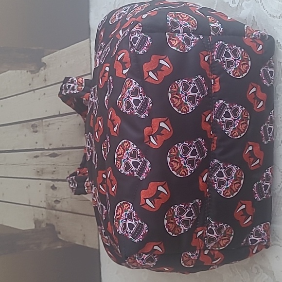 Betsey Johnson Halloween Tote NWT - Picture 3 of 4